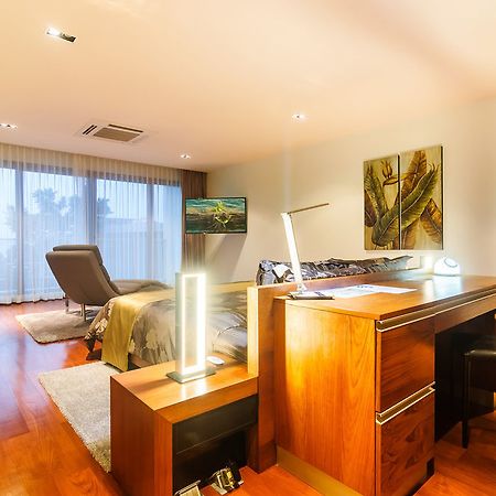 Elemental Villas Rawai Bagian luar foto